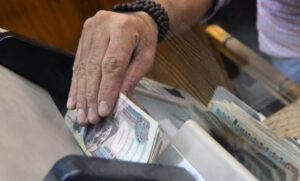 الاتحاد الأوروبي يلغي قرارات تجميد أموال أسرة حسني مبارك
